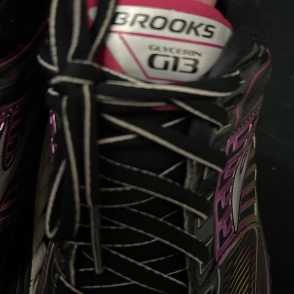 Size 9 - Brooks Glycerin 13 Black/Multicolor/Pink - Picture 4 of 5